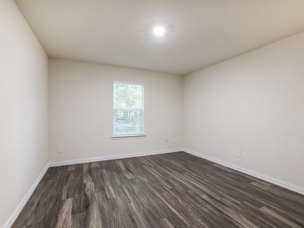 8205 Garfield Street, Houston TX 77029