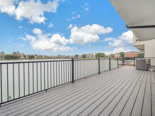 2202 Lakeshore Edge Drive, Houston TX 77080