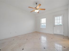 2202 Lakeshore Edge Drive, Houston TX 77080