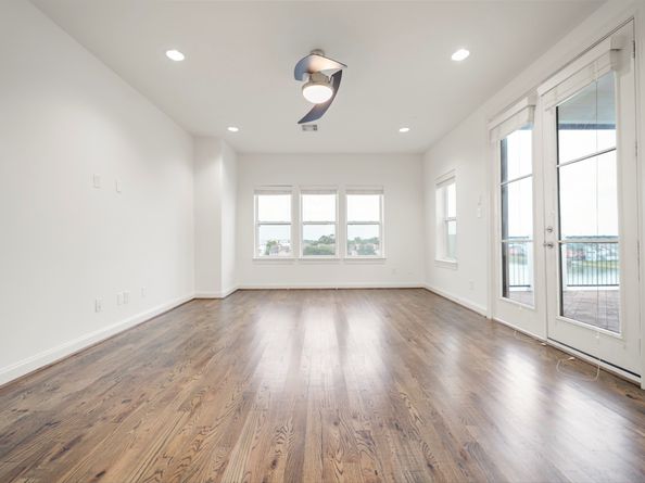2202 Lakeshore Edge Drive, Houston TX 77080