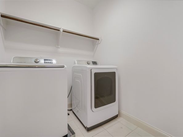 2202 Lakeshore Edge Drive, Houston TX 77080