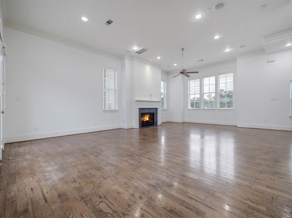 2202 Lakeshore Edge Drive, Houston TX 77080