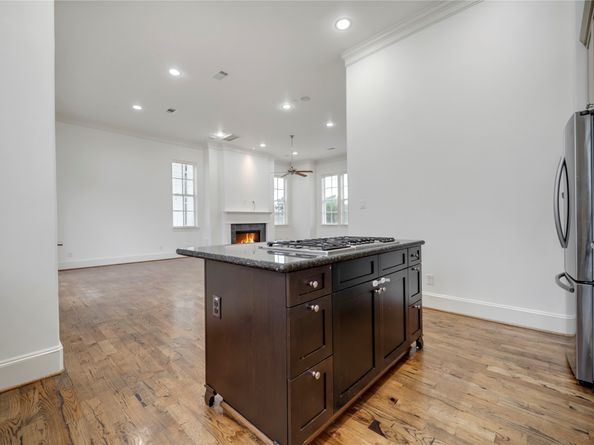 2202 Lakeshore Edge Drive, Houston TX 77080