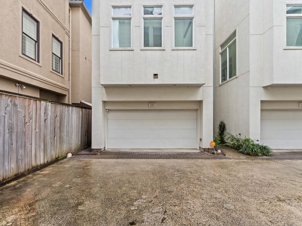 120 Pierce Street, Houston TX 77002