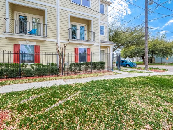 1119 Palmer Street, Houston TX 77003