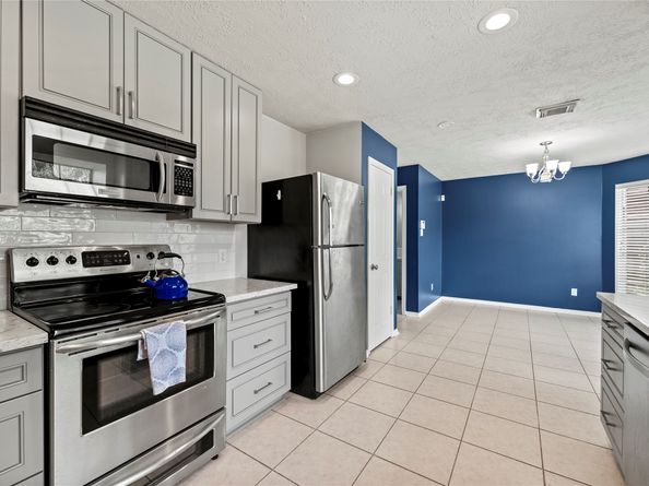 4131 N New Meadows Drive, Sugar Land TX 77479