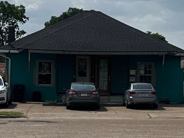 304 Lockwood Drive, Houston TX 77011