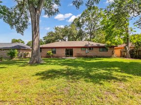 5839 Ettrick Drive, Houston TX 77035