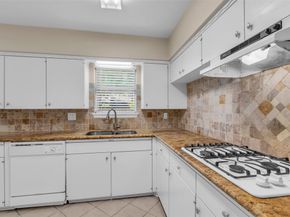 5839 Ettrick Drive, Houston TX 77035