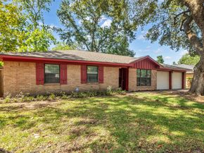 5839 Ettrick Drive, Houston TX 77035