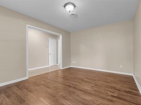 5839 Ettrick Drive, Houston TX 77035