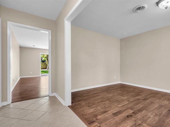 5839 Ettrick Drive, Houston TX 77035