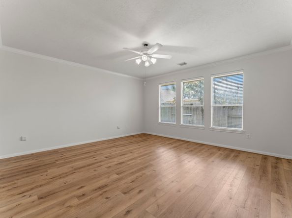 6 Arcadia Way, Conroe TX 77384