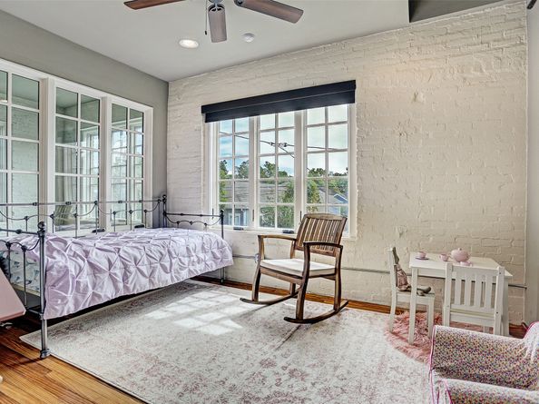 808 Coronado Street, Houston TX 77009