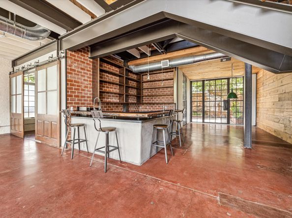 808 Coronado Street, Houston TX 77009