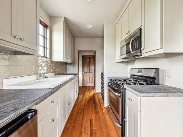 808 Coronado Street, Houston TX 77009