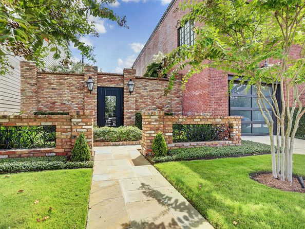 808 Coronado Street, Houston TX 77009