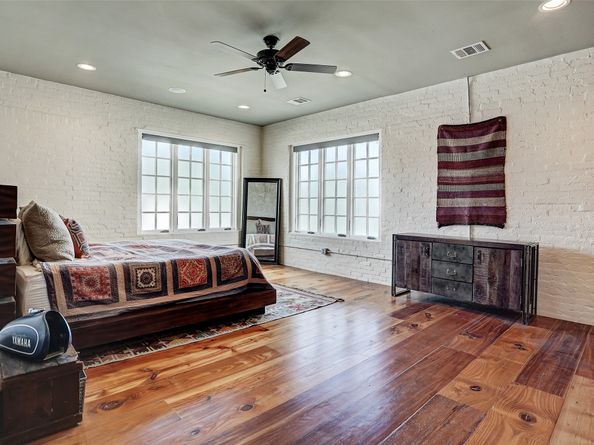 808 Coronado Street, Houston TX 77009