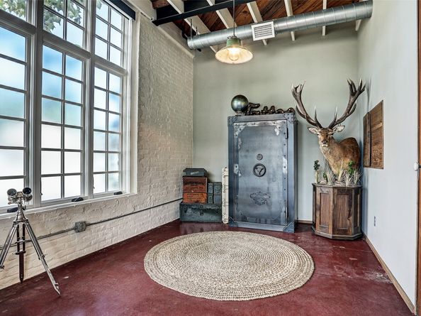 808 Coronado Street, Houston TX 77009