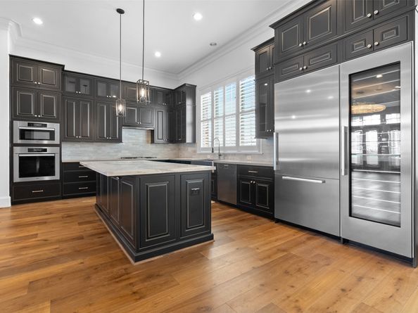 1156 Mosaico Lane, Houston TX 77055