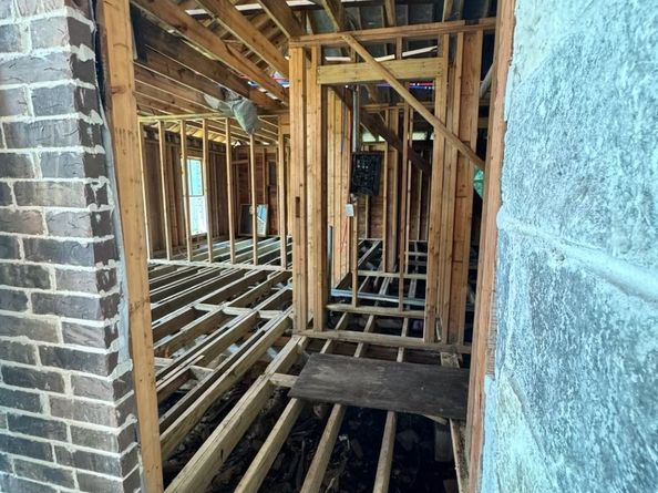 9318 Sherbourne Street, Houston TX 77016