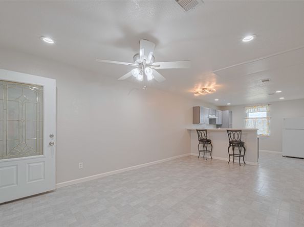 530 Frankie Street 1, Houston TX 77015