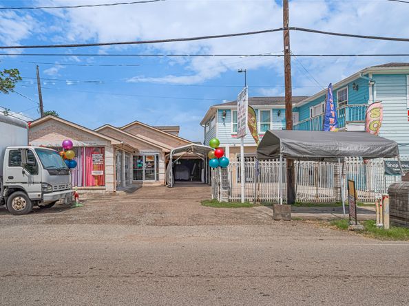 530 Frankie Street 1, Houston TX 77015