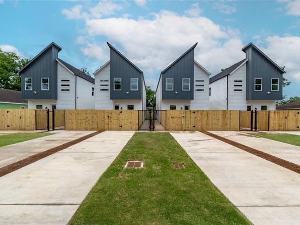 2710 Bostic Street, Houston TX 77093