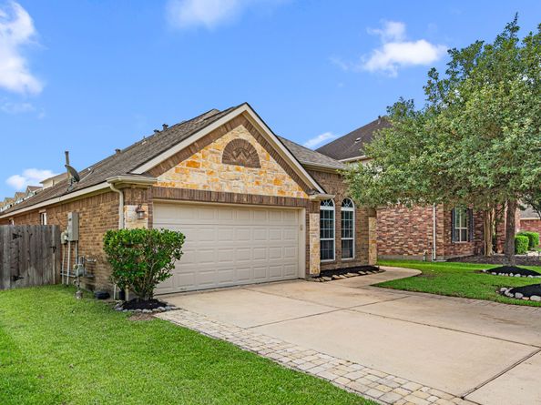 17506 Bermondsey Court, Tomball TX 77377