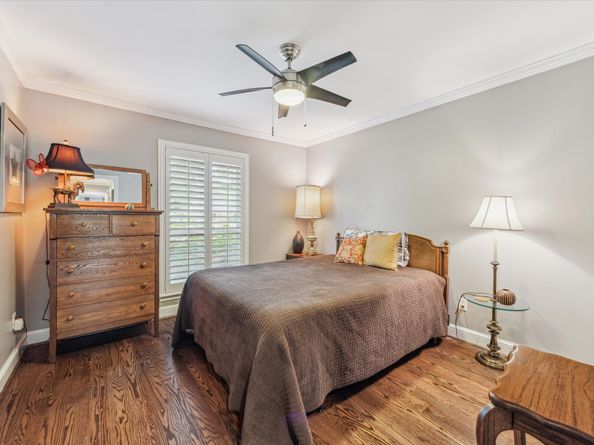 9006 Bonhomme Road, Houston TX 77074