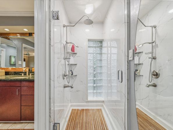 9006 Bonhomme Road, Houston TX 77074