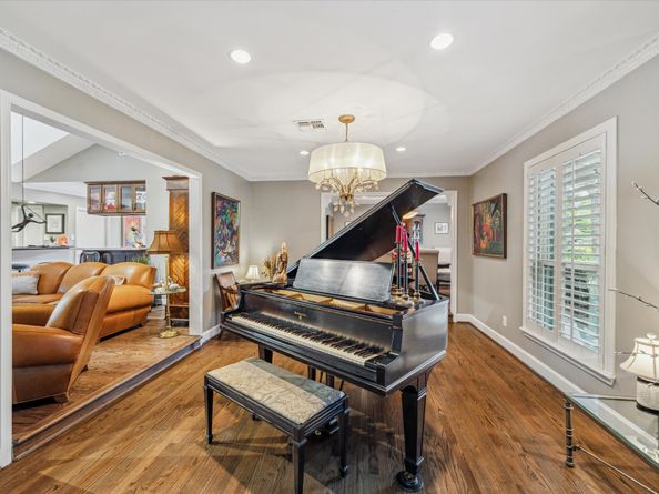 9006 Bonhomme Road, Houston TX 77074