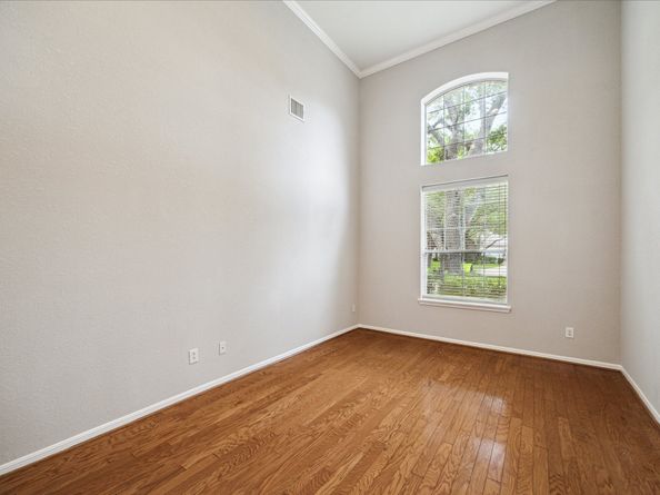 4422 Roundtree Lane, Missouri City TX 77459