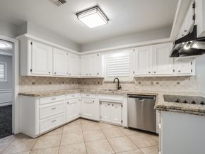 12106 Fawnview Drive, Houston TX 77070