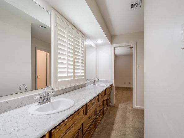 12106 Fawnview Drive, Houston TX 77070
