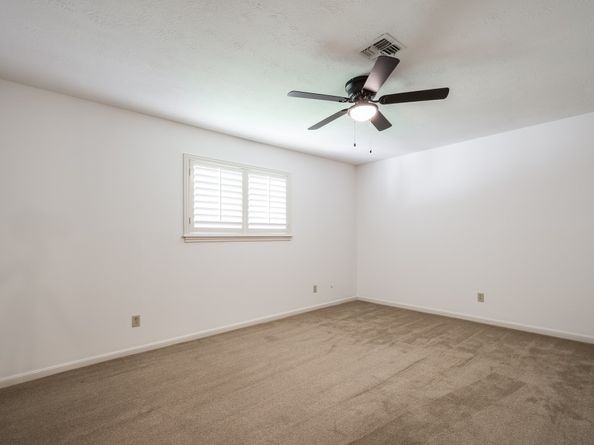 12106 Fawnview Drive, Houston TX 77070