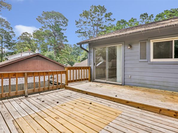 3203 Sycamore Springs Drive, Kingwood TX 77339