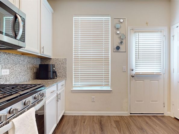 7047 Hobby Wind Ridge Drive, Houston TX 77075