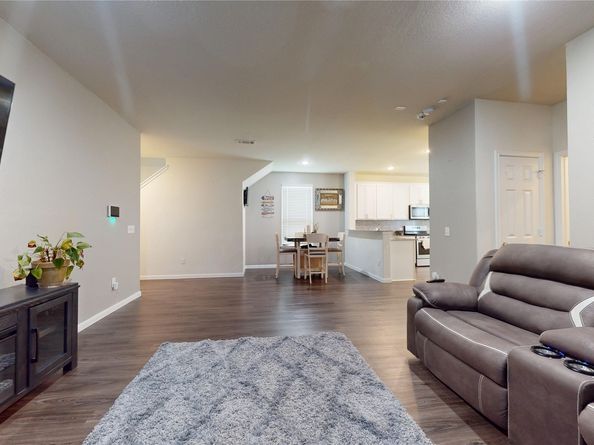 7047 Hobby Wind Ridge Drive, Houston TX 77075