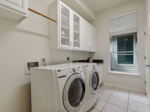 2 Wrenfield Place, Conroe TX 77384
