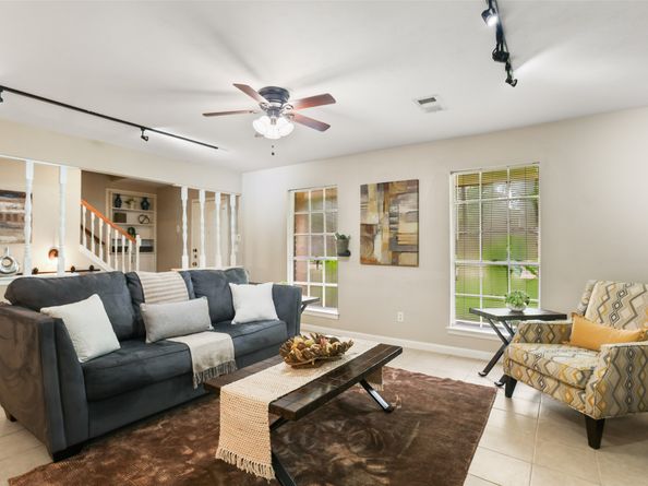 2151 Middle Creek Drive, Kingwood TX 77339