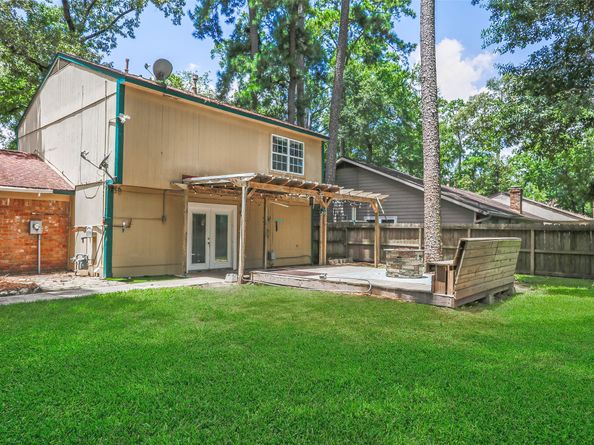 2151 Middle Creek Drive, Kingwood TX 77339