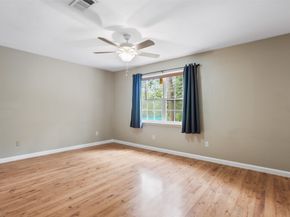 2151 Middle Creek Drive, Kingwood TX 77339