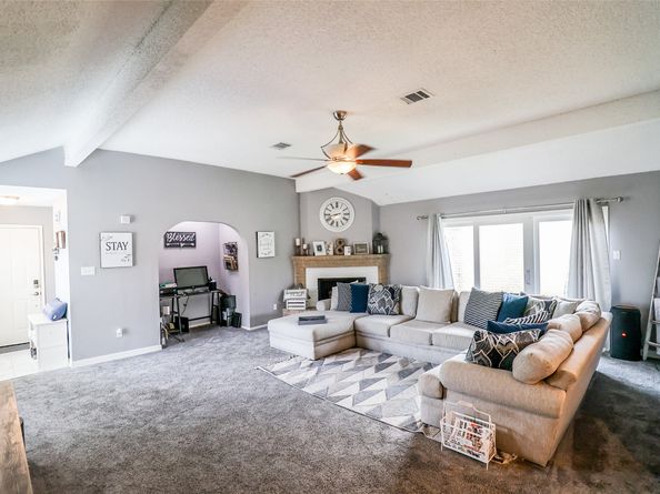 4110 Summit Valley Drive, Houston TX 77082