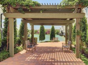 8806 Lakeshore Bend Drive, Houston TX 77080