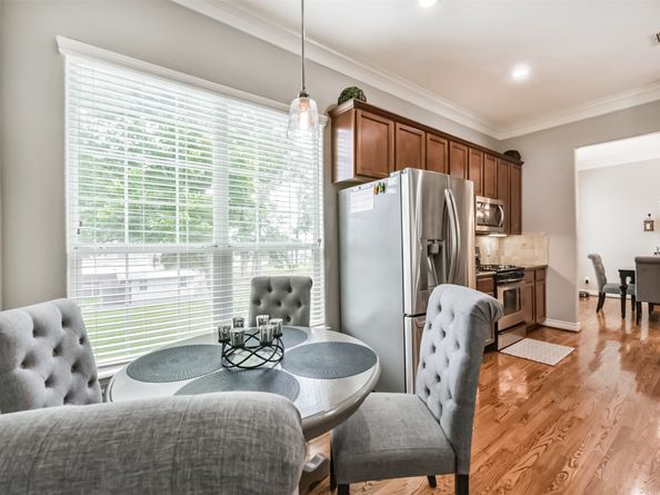 8806 Lakeshore Bend Drive, Houston TX 77080