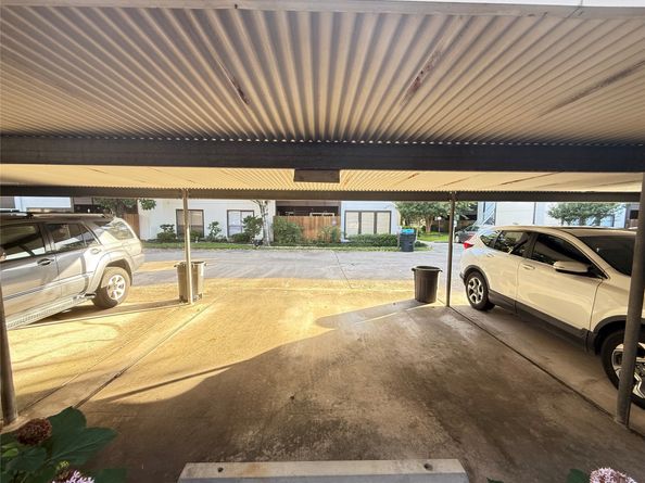 2601 S Braeswood Boulevard 1005, Houston TX 77025