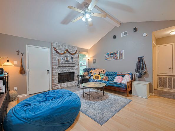 4135 Sweet Gum Trail, Kingwood TX 77339