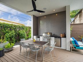 2332 Wroxton Road, Houston TX 77005