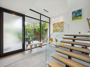 2332 Wroxton Road, Houston TX 77005